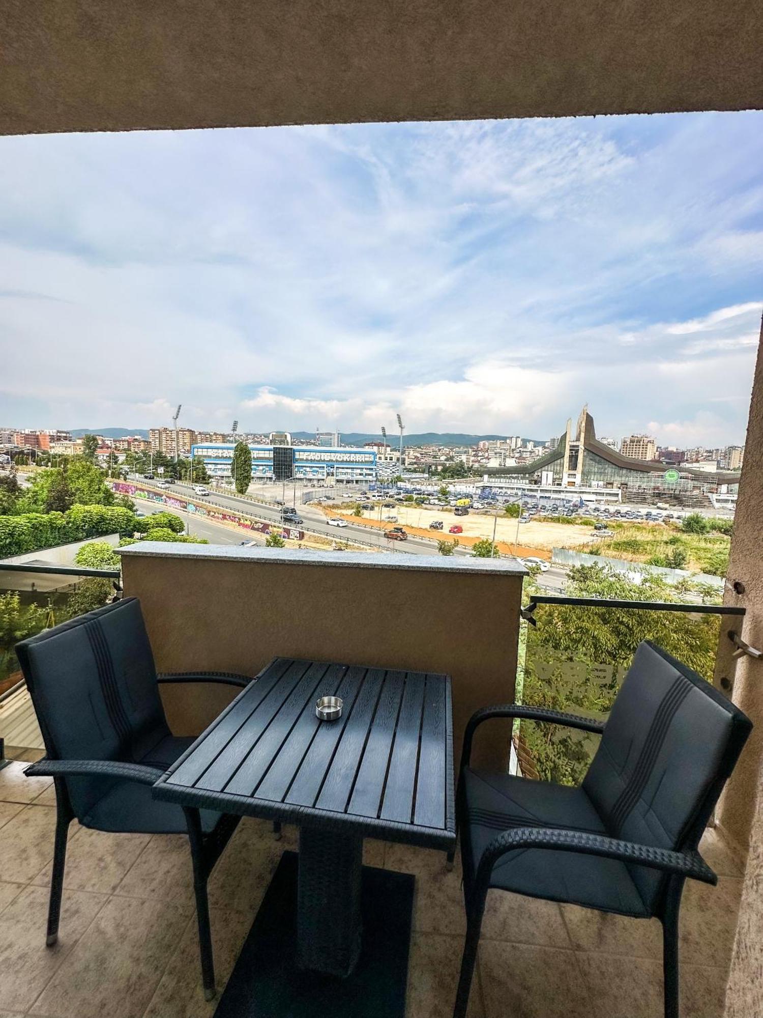 Grand Apartments Prishtina Pristina Eksteriør bilde