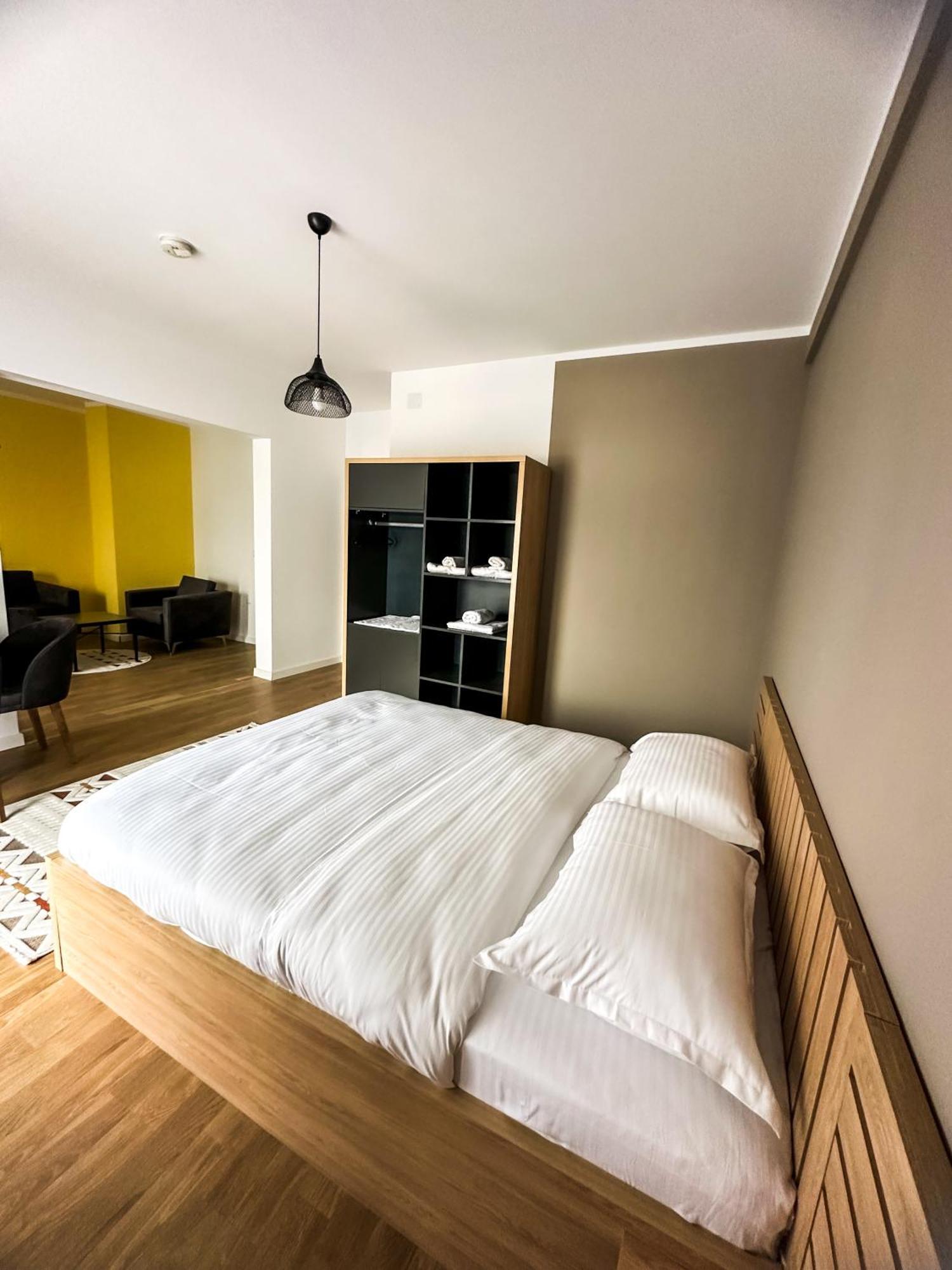 Grand Apartments Prishtina Pristina Eksteriør bilde