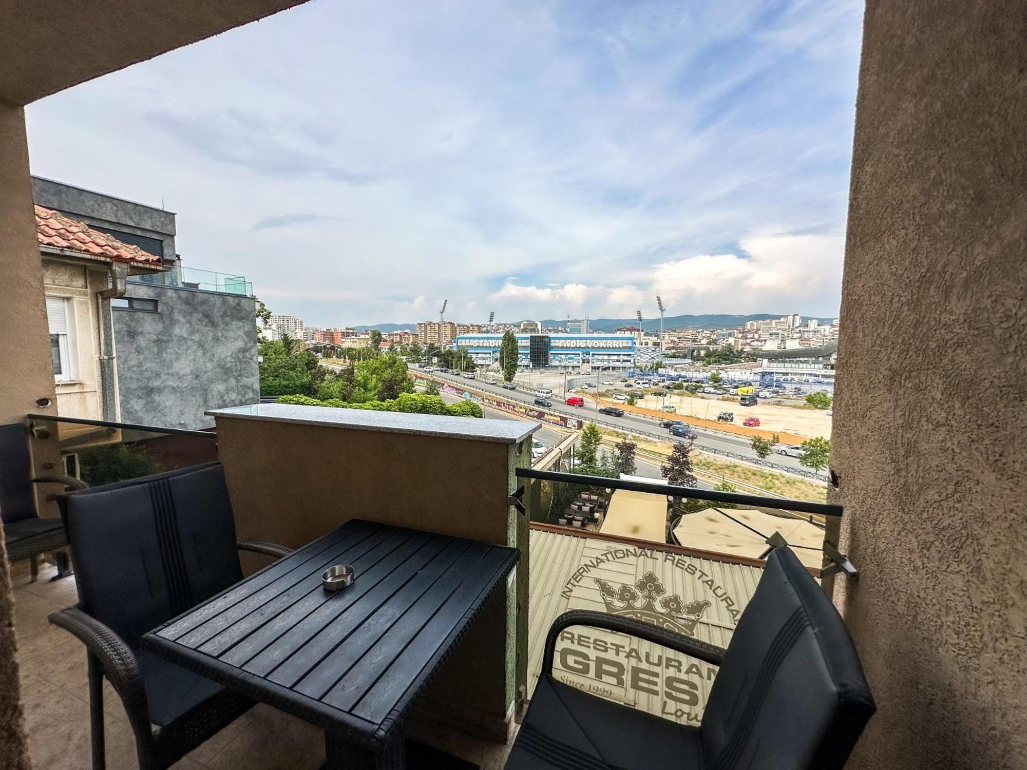 Grand Apartments Prishtina Pristina Eksteriør bilde