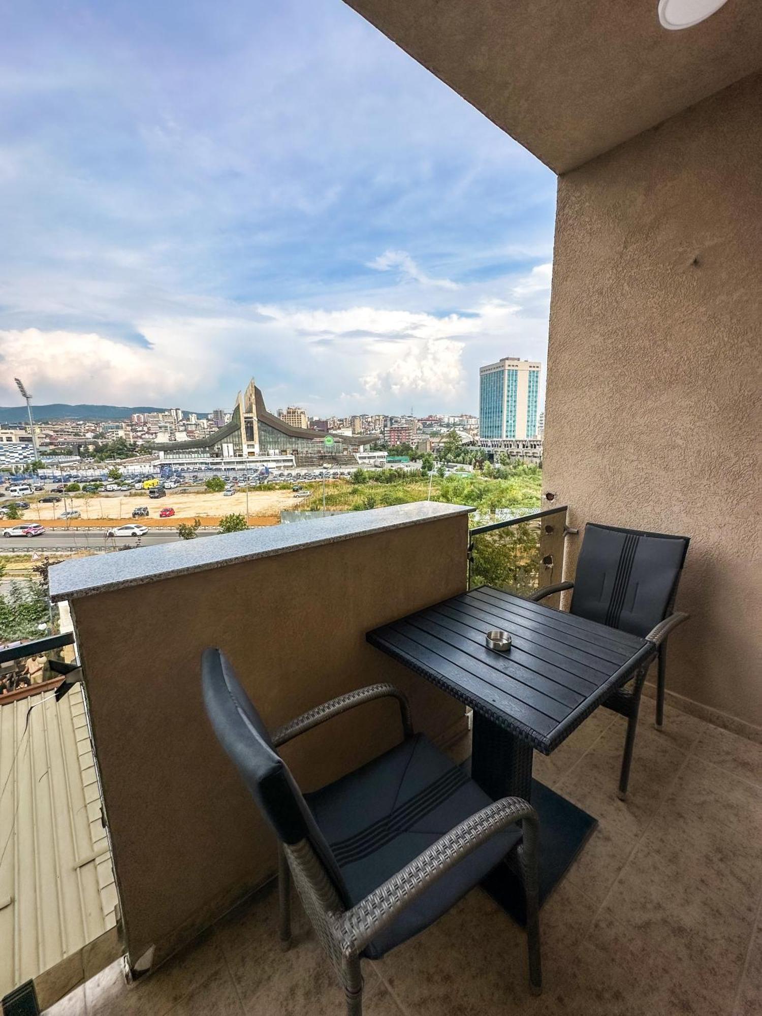 Grand Apartments Prishtina Pristina Eksteriør bilde